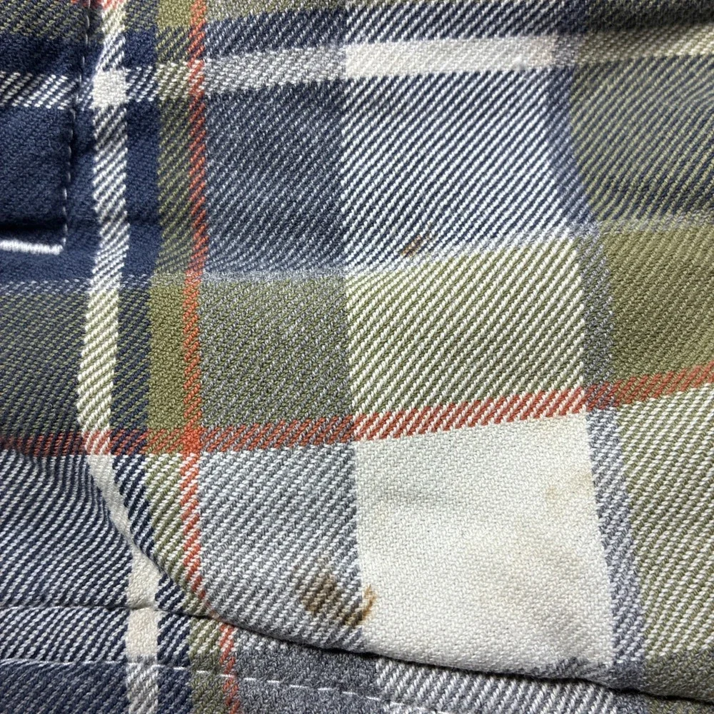 LL Bean Insulated Button Up Shirt Jacket Quilt Lined Plaid With Stains